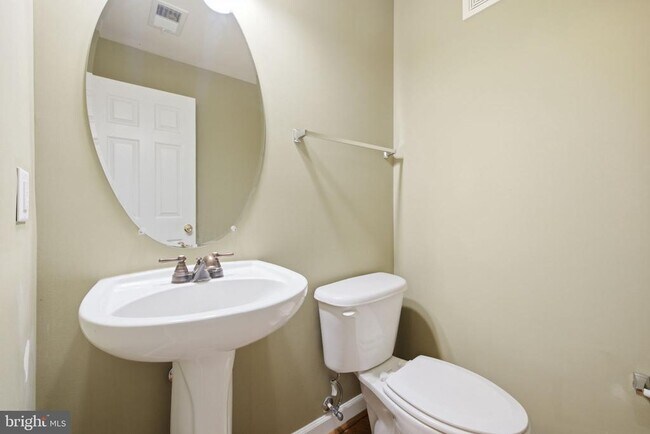 Building Photo - 4473 Beacon Grove Cir