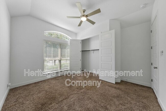 Building Photo - 221 Terramar