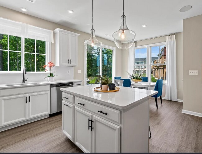 Building Photo - 321 Brae Hvn Dr