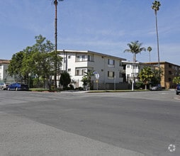 Building Photo - 740 S. St. Andrews Pl.