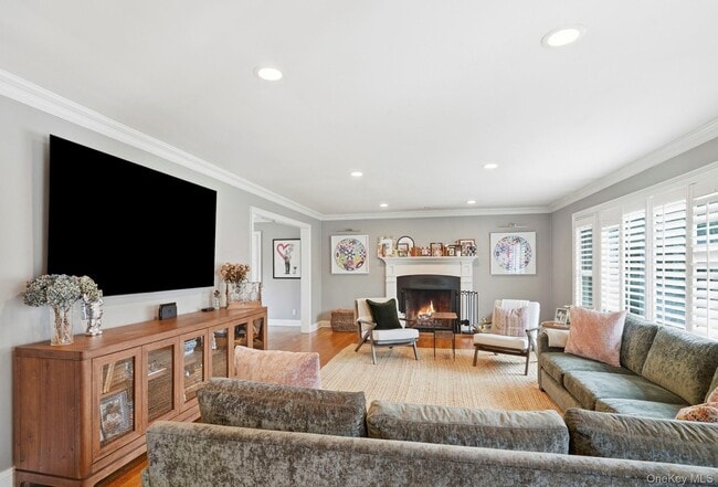 Building Photo - 221 Mamaroneck Rd