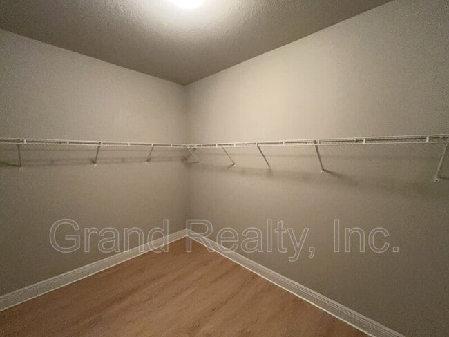 Building Photo - 2669 Gemstone Cir