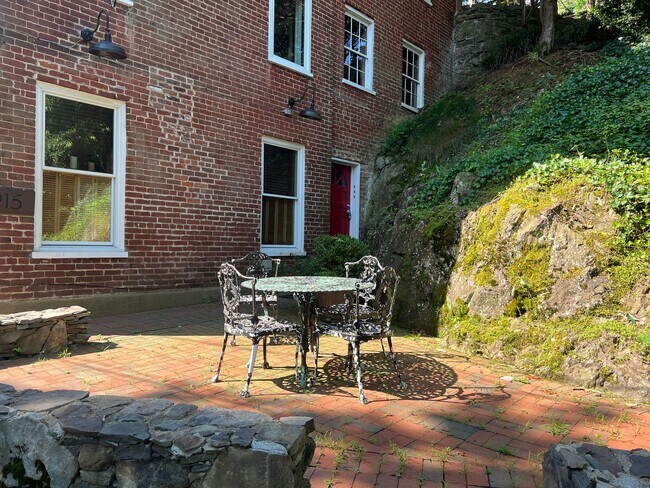 Building Photo - Historic Woolen Mills Mill House