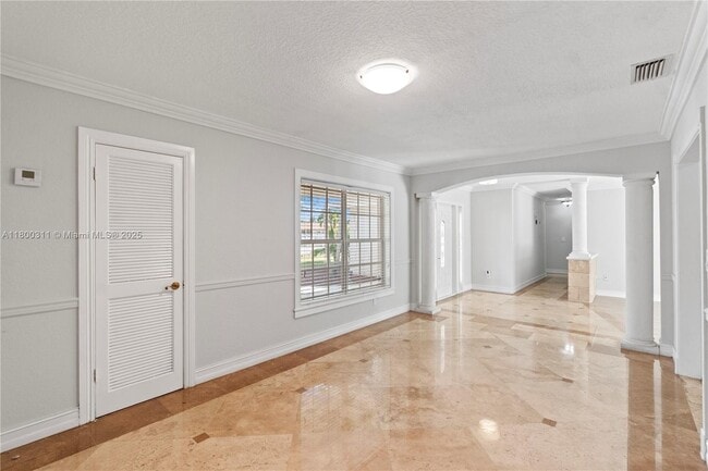 Building Photo - 8920 SW 142nd St