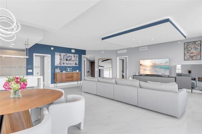 Building Photo - 17111 Biscayne Blvd