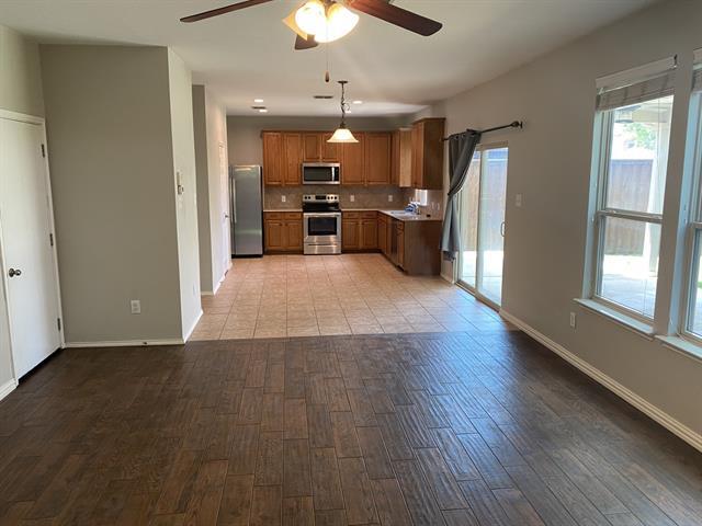 Building Photo - 3904 Ironstone Ln