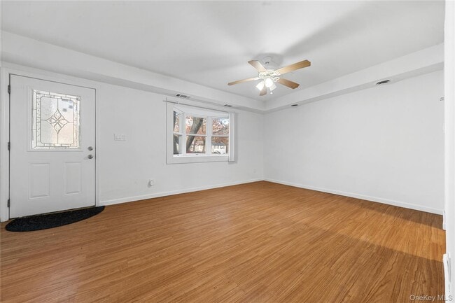 Building Photo - 34 Wooded Way