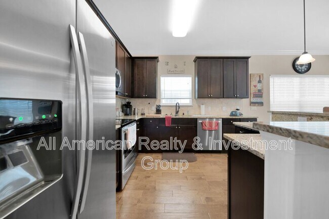 Building Photo - 119 Farrah Ave
