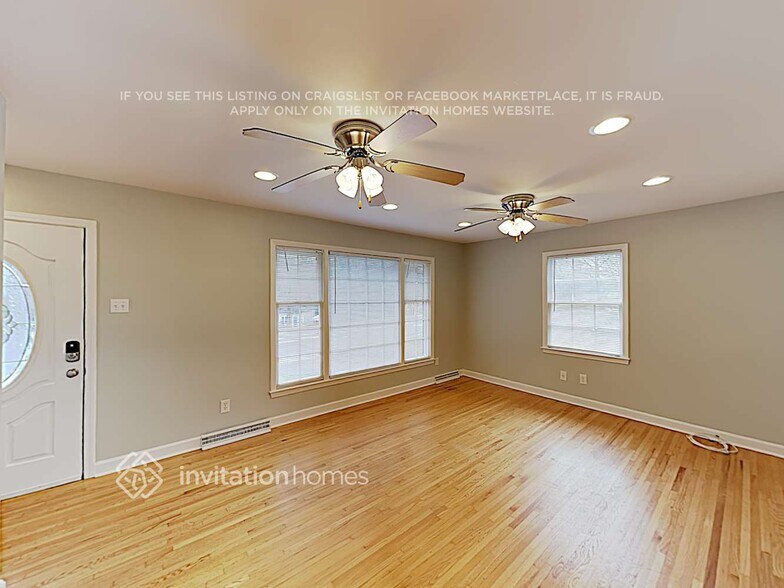 Building Photo - 2818 Archdale Dr