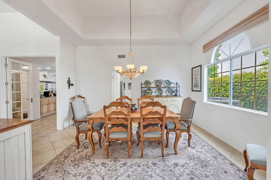 Building Photo - 5050 Golden Nugget Way