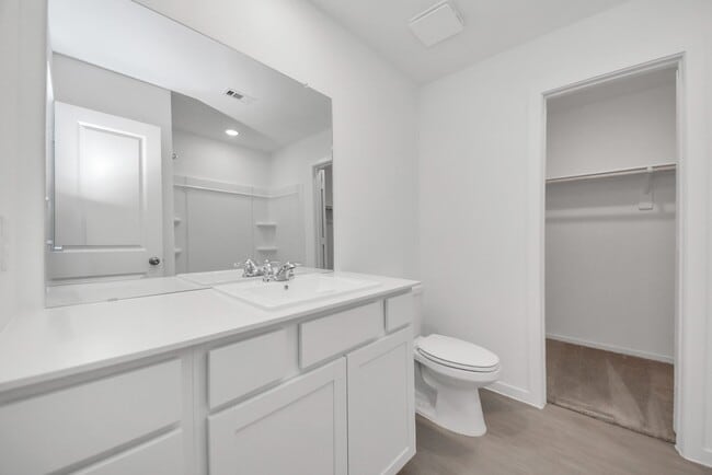 Building Photo - 1134 Blue Stone Dr