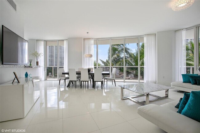 Building Photo - 4100 Island Blvd