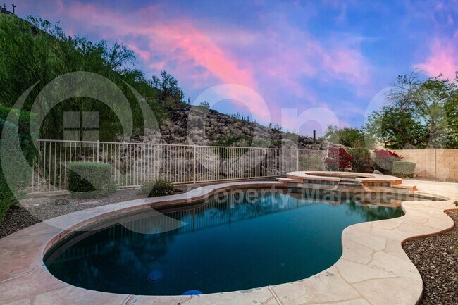 Building Photo - 5930 W Spur Dr