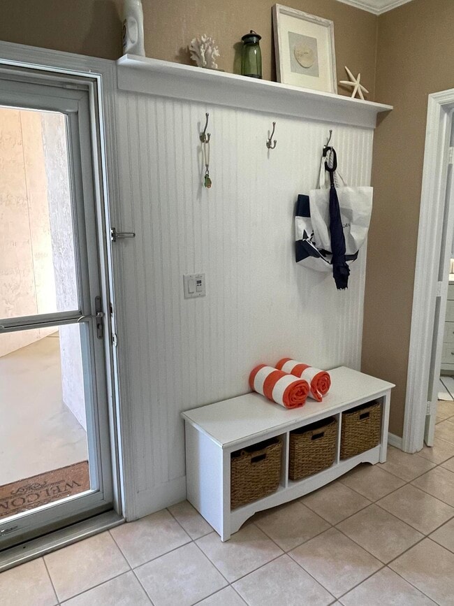 Building Photo - 10067 Perfect Dr