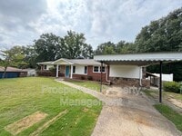 Building Photo - 748 Barrett Ave