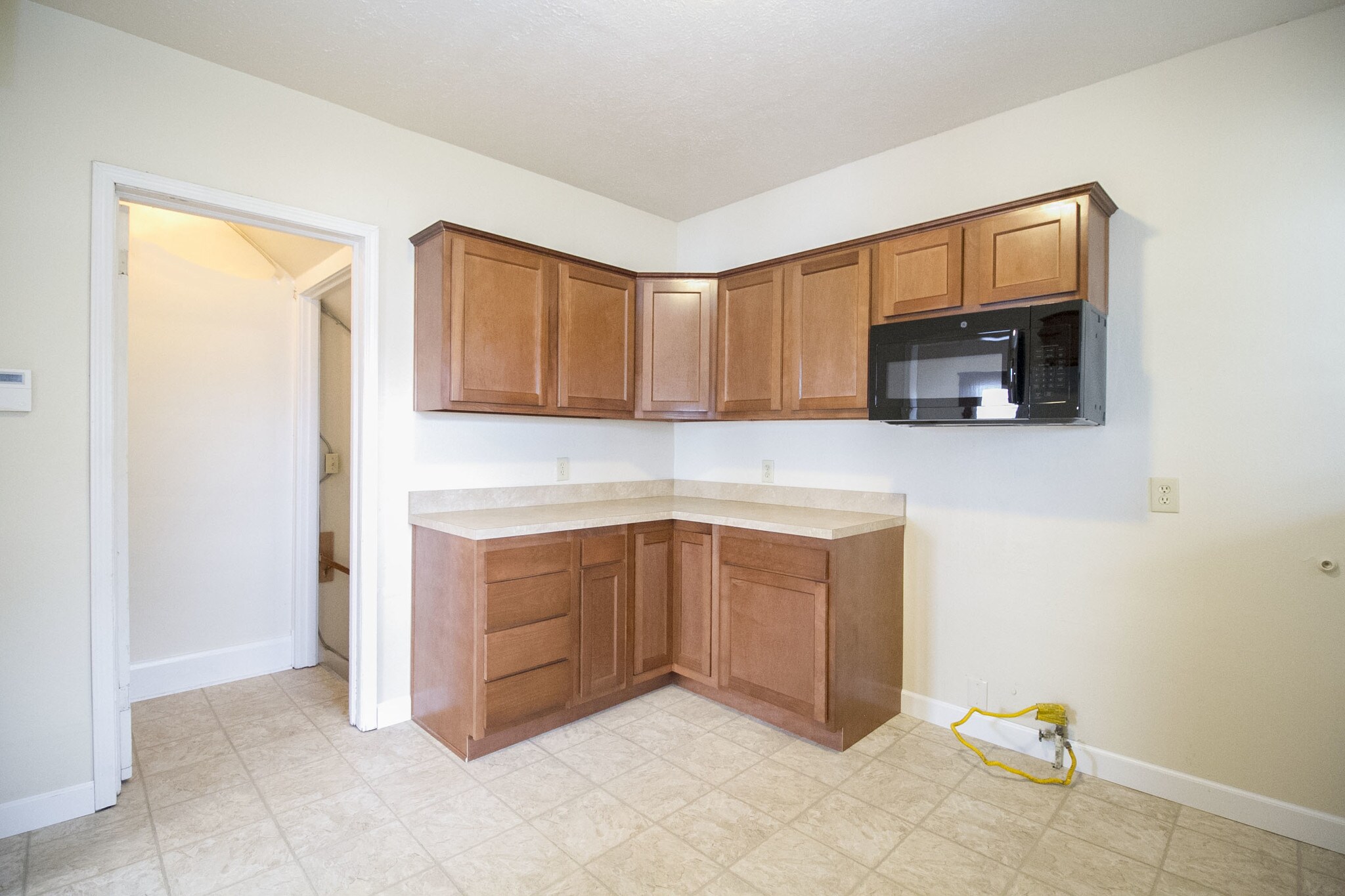 Building Photo - 2122 Airport Hwy