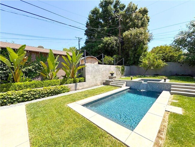 Building Photo - Glendora 4-Bedroom Home with Pool