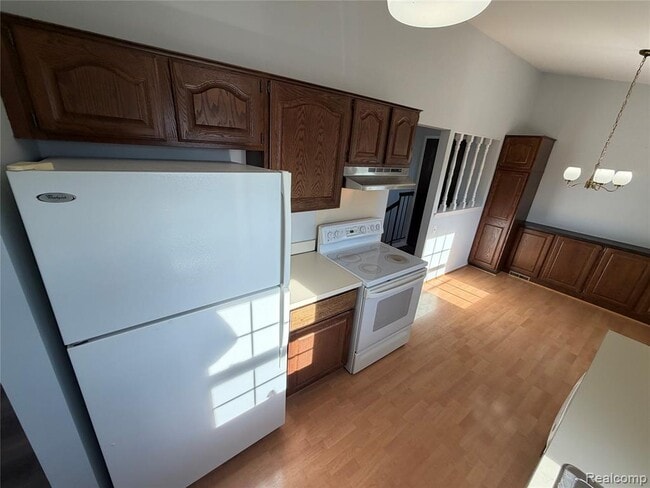 Building Photo - 20923 W Glen Haven Cir