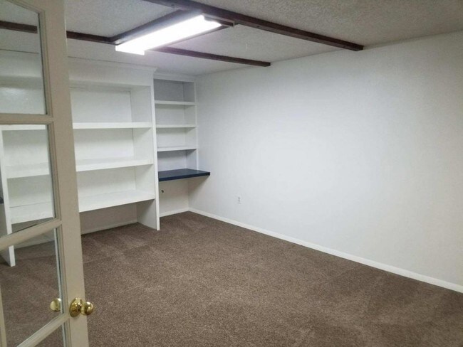 Building Photo - 2813 Shoal Cir