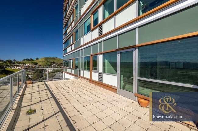Building Photo - 1 Mandalay Pl