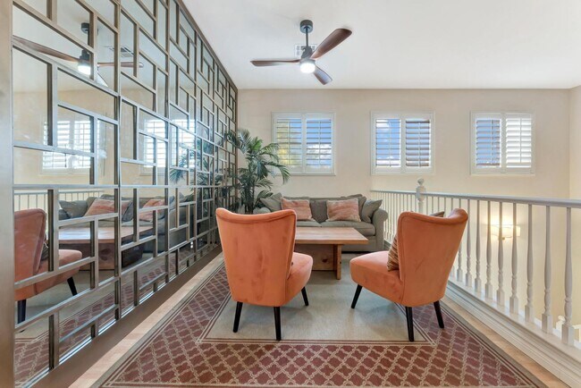 Building Photo - Queensridge Beauty - 5 bedroom on a 1/4+ acre lot