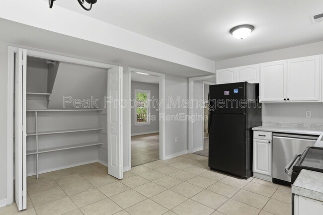 Building Photo - 2307 Providence Creek Rd