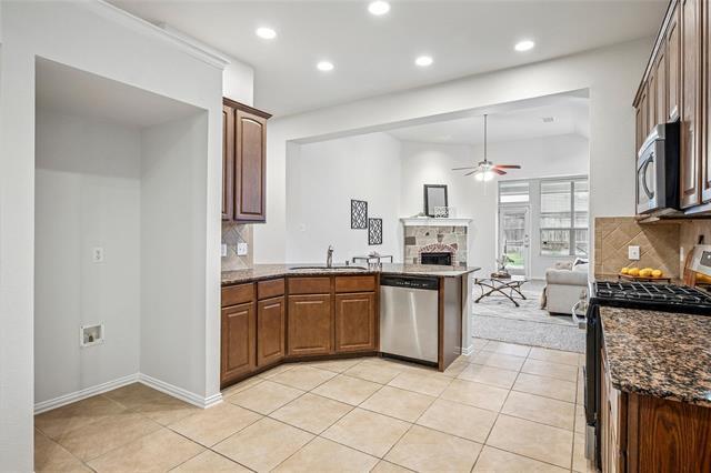 Building Photo - 5024 Birchwood Dr