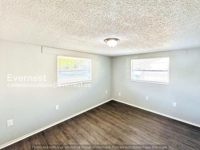 Building Photo - 11710 Paige Dr