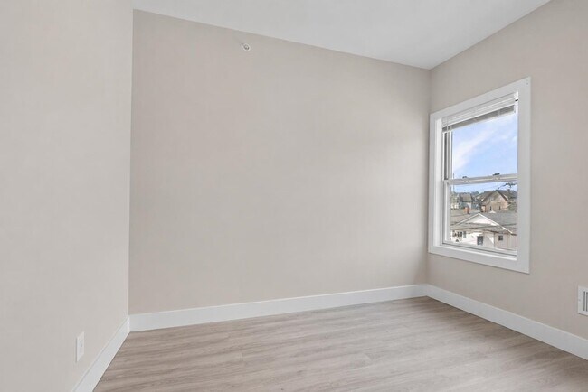 Building Photo - 4805 Aschoff Pl