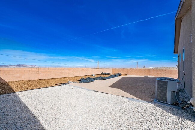 Building Photo - 88 Tome Vista Dr