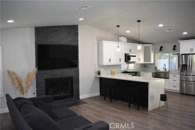 Building Photo - 2831 Donner Way