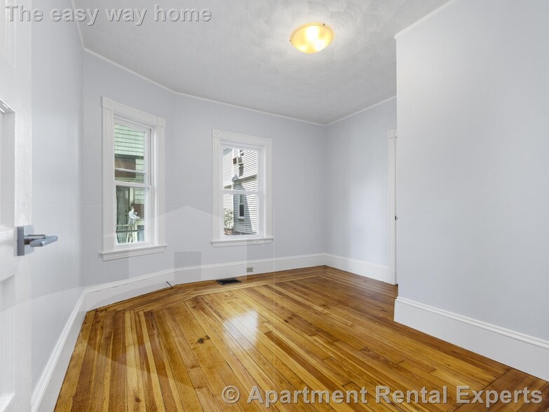 Building Photo - 59 Hawthorne St