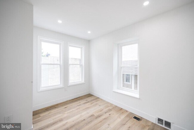 Building Photo - 3712 Manayunk Ave
