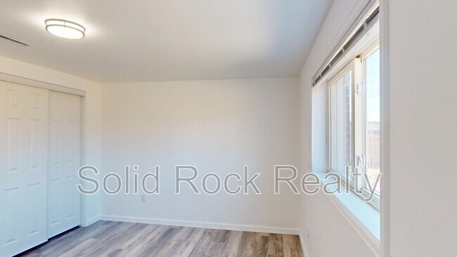 Building Photo - 7336 Franconia Dr