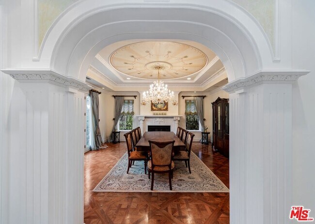 Building Photo - 1455 Robmar Dr