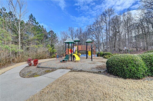 Building Photo - 350 Gaines Oak Way