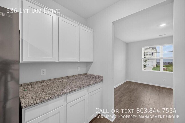 Building Photo - 536 Lytham Dr