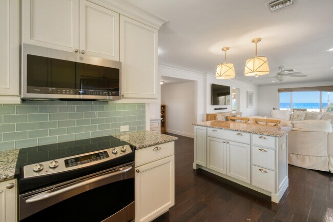 Building Photo - 325 S Beach Rd