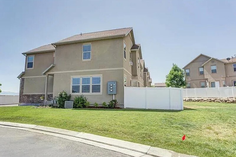 Building Photo - 13672 S 4805 W