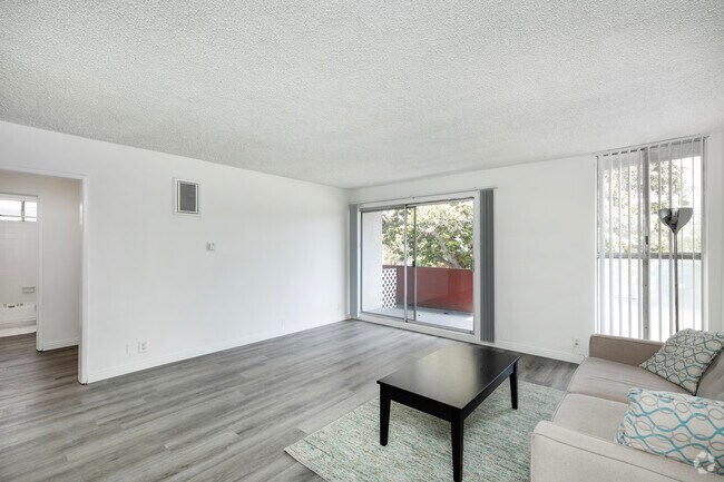 Living Room - A41--1204-1208 West Adams Blvd.