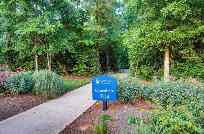Building Photo - 21575 Carosella Dr