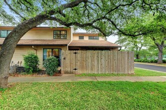 Building Photo - 4159 Steck Ave