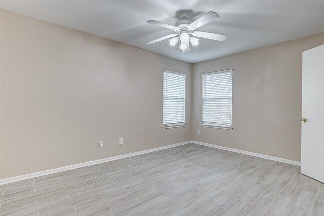 Building Photo - 10822 Cane Grove Ln