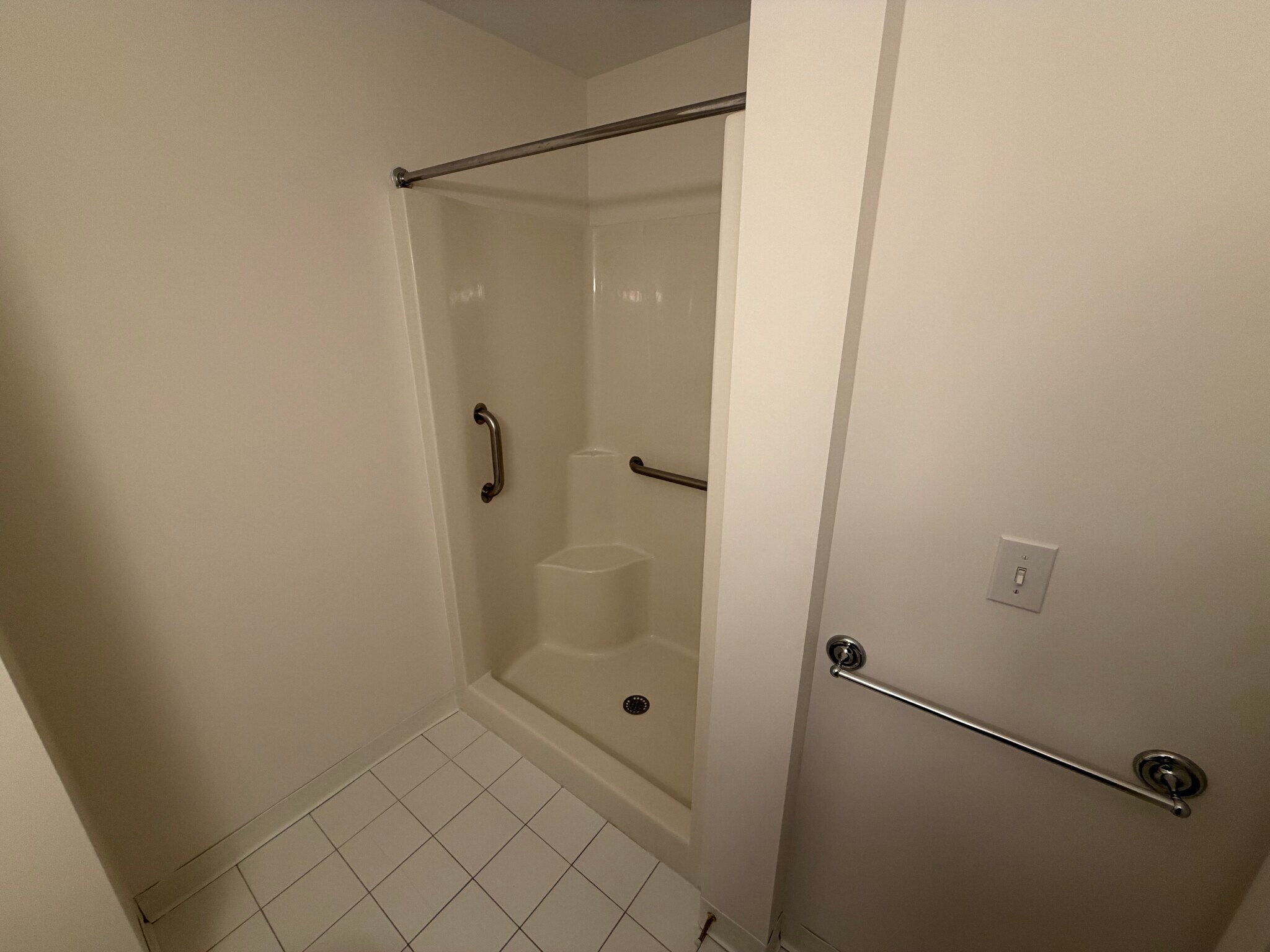 Building Photo - 370 Jamaicaway