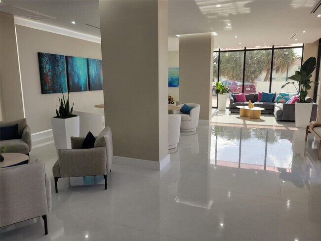 Building Photo - 2401 S Ocean Dr