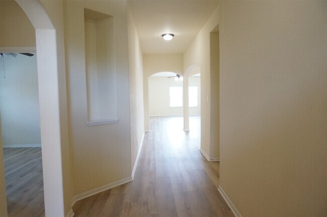 Building Photo - 2622 Whitetip Ct