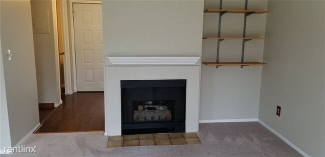 Building Photo - 200 Briarcrest Dr