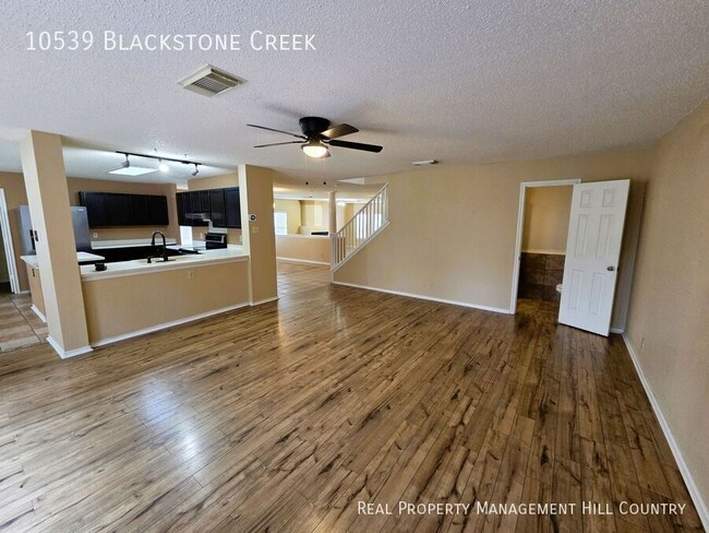 Building Photo - 10539 Blackstone Creek
