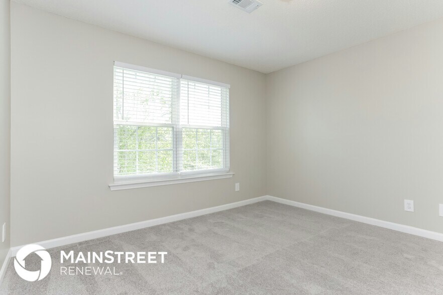 Building Photo - 3511 Devon Chase Rd