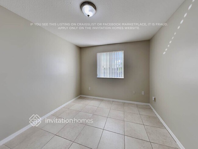 Building Photo - 9593 SW 162nd Ct